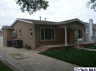 562 Palm Dr, Glendale, CA 91202