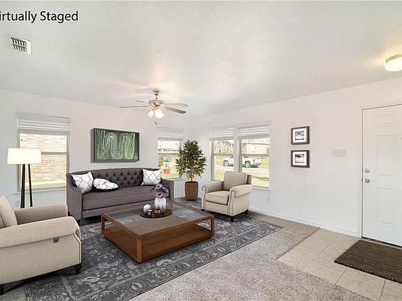 4th image of 736 Skyflower Dr