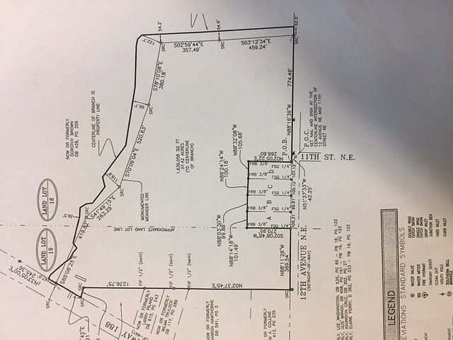 1st image of 909 12th Ave NE #188