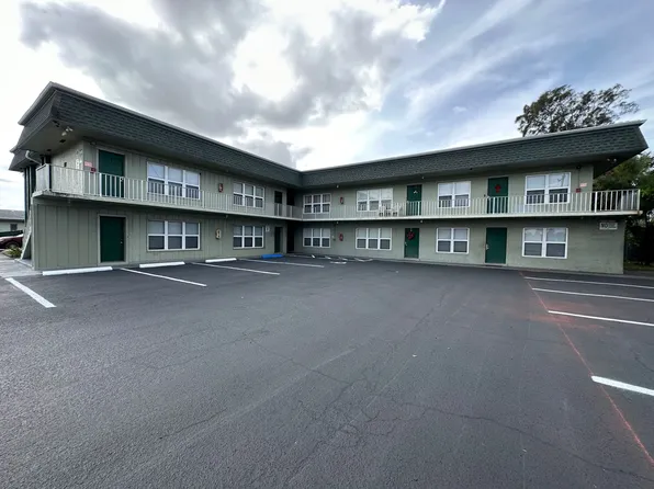 Bayberry Apartments #2, 218 7th St APT 11, West Palm Beach, FL 33403