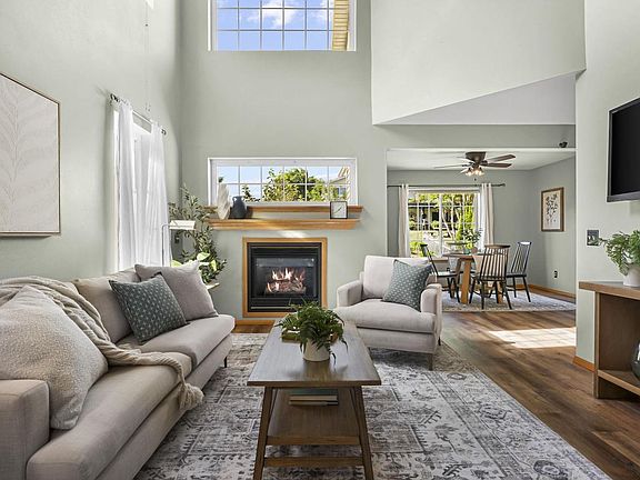 2nd image of 2234 Buckingham Road