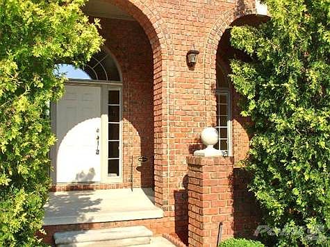 4th image of 4857 Saint Andrews Ct