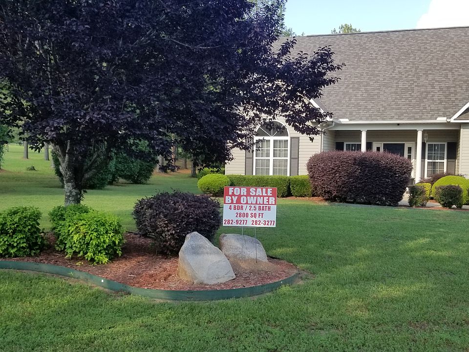 1st image of 111 Live Oak Dr