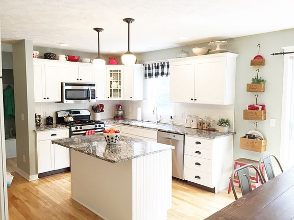 4th image of 4484 Burton Forest Ct SE