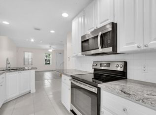 3183 E Community Dr, Jupiter, FL 33458