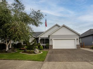 22 Almond Way, Creswell, OR 97426