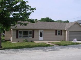 304 Maple St, Frankton, IN 46044