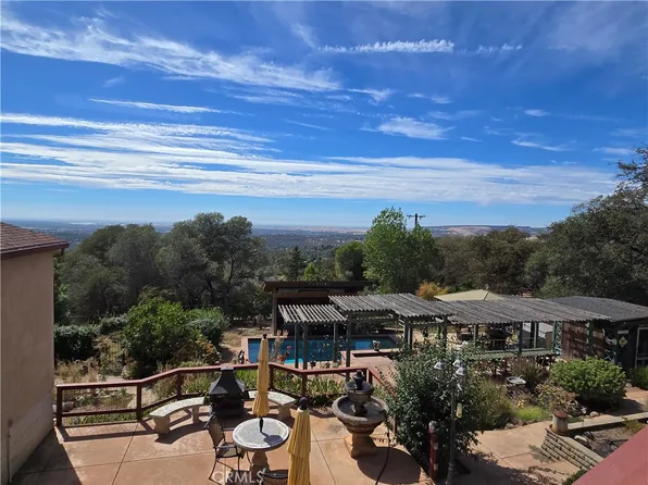 270 Riverview Dr, Oroville, CA 95966