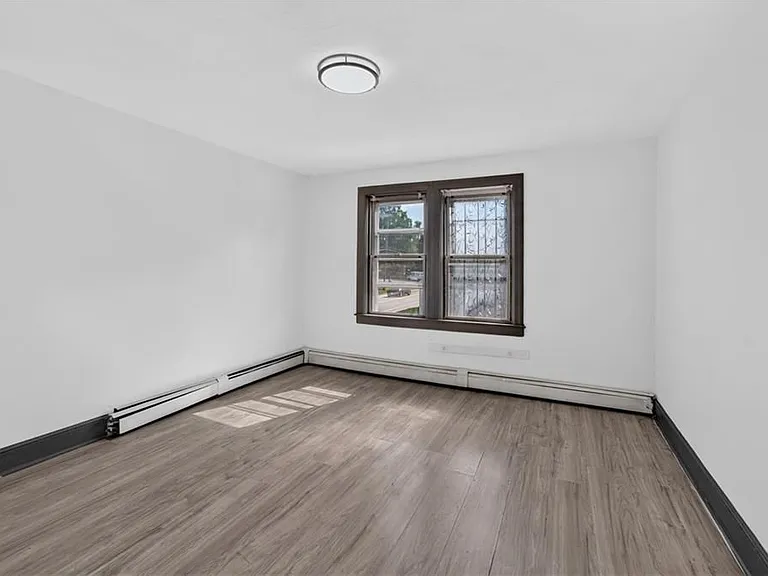 121 Central Ave #2 — Photo 6