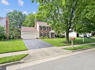 9181 Lake Braddock Dr, Burke, VA 22015