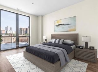 3119-21 N Broadway St #402, Chicago, IL 60657