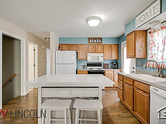 3rd image of 5366 W Cleveland Ave