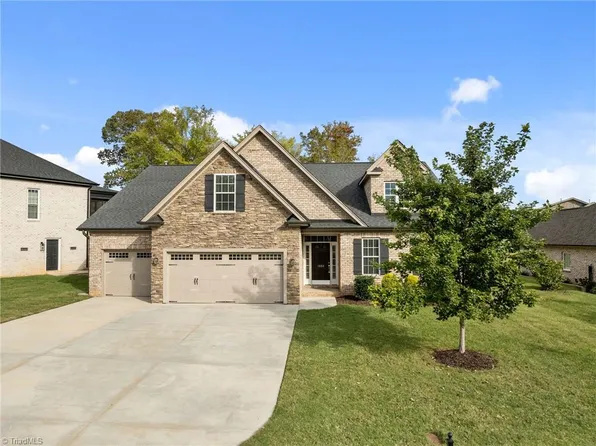 1652 Challenge Dr, Graham, NC 27253