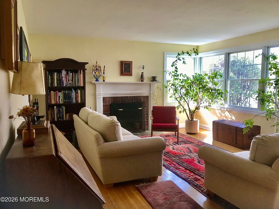 2nd image of 145 Kemp Ave