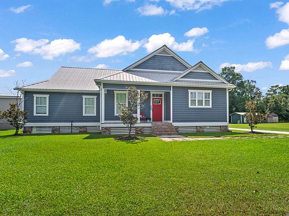 3rd image of 17086 Parker Heights Dr
