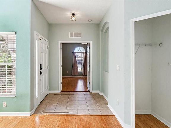 3rd image of 9314 Creedmoor Ln