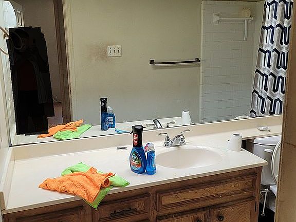 4th image of 1231 Orchard Park Cir