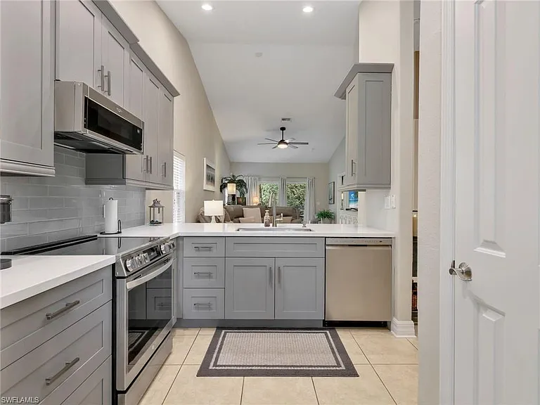 3515 Avion Woods Ct #801 — Photo 3
