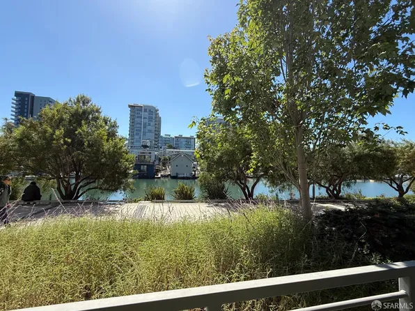 325 Berry St APT 114, San Francisco, CA 94158