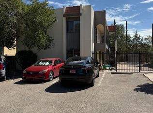 532 Palomas Dr SE, Albuquerque, NM 87108