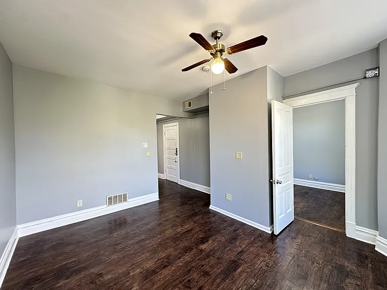 2713 W 16th St #4 — Photo 12