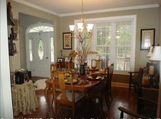 111 Finch Ln, Seaford, VA 23696