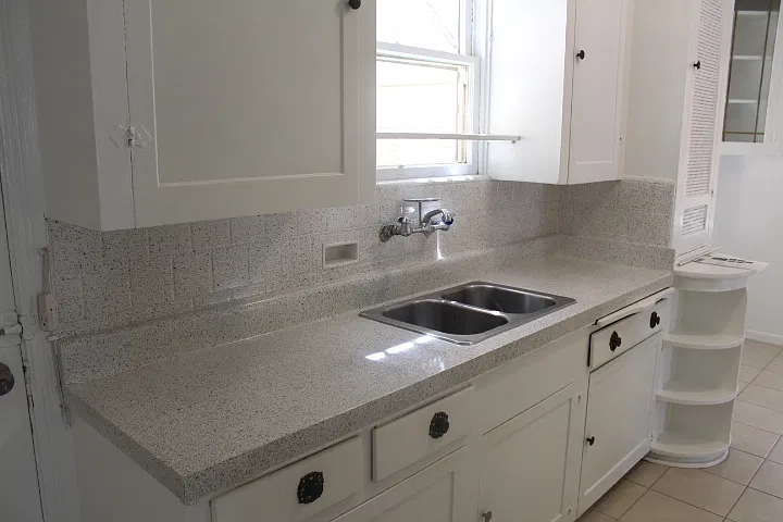 Spacious corner unit in Cortez Hills! — Photo 2