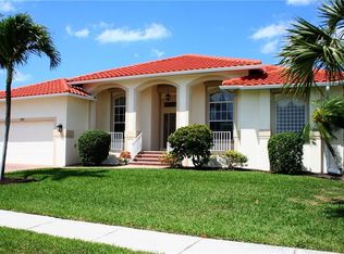 200 Landmark St, Marco Island, FL 34145