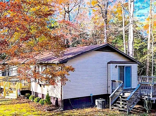 206 Lonesome Pine Trl, Lancaster, VA 22503