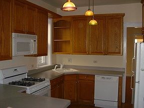 4th image of 6322 N Lakewood Ave #1