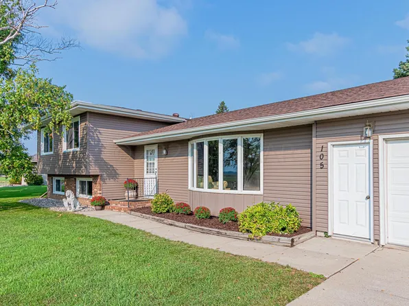 105 Oxbow Dr, Oxbow, ND 58047
