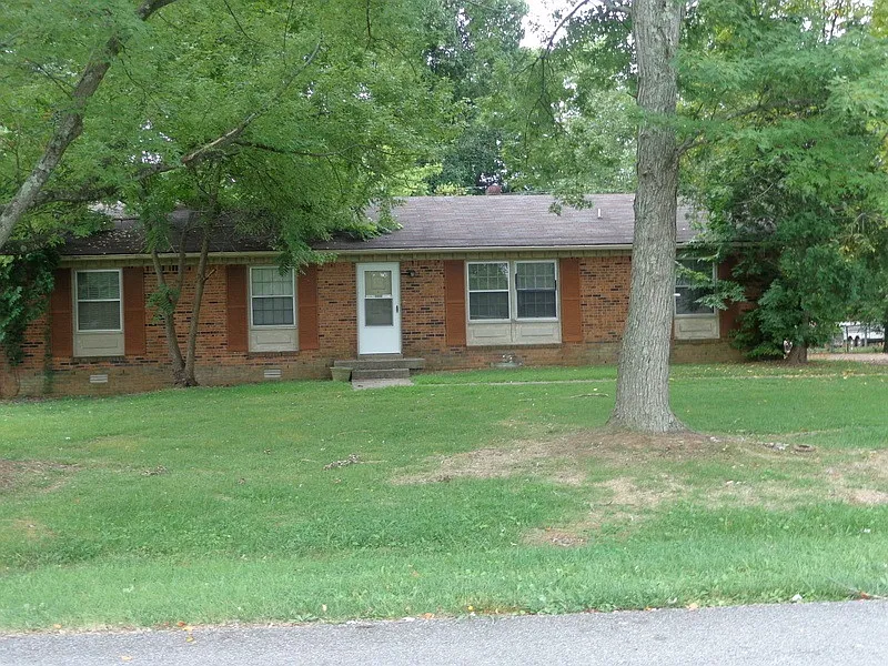312 Chateauroux Dr photo 1