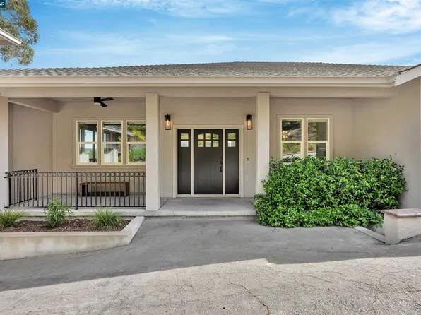 1100 Dunsyre Dr, Lafayette, CA 94549
