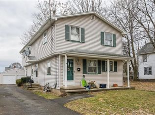 317 Cedar Pl, East Rochester, NY 14445