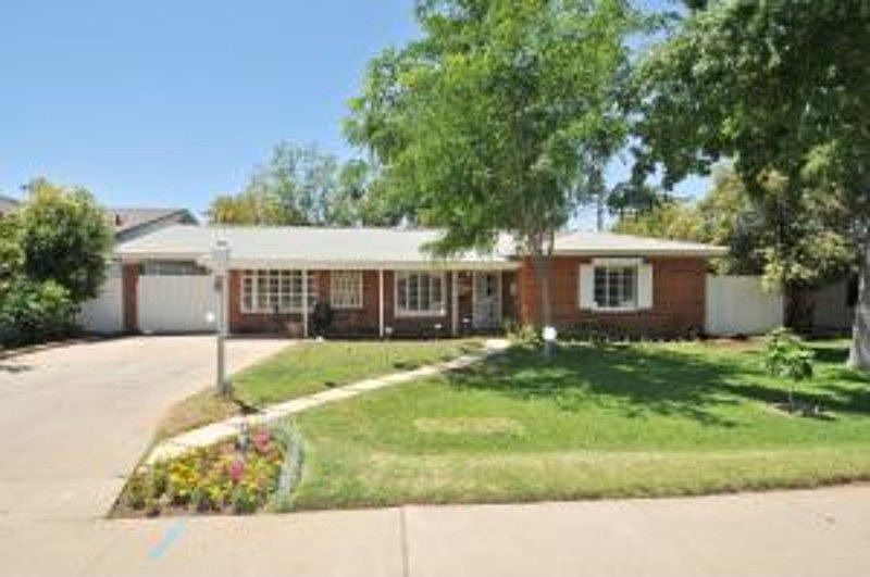 1st image of 333 W San Juan Ave