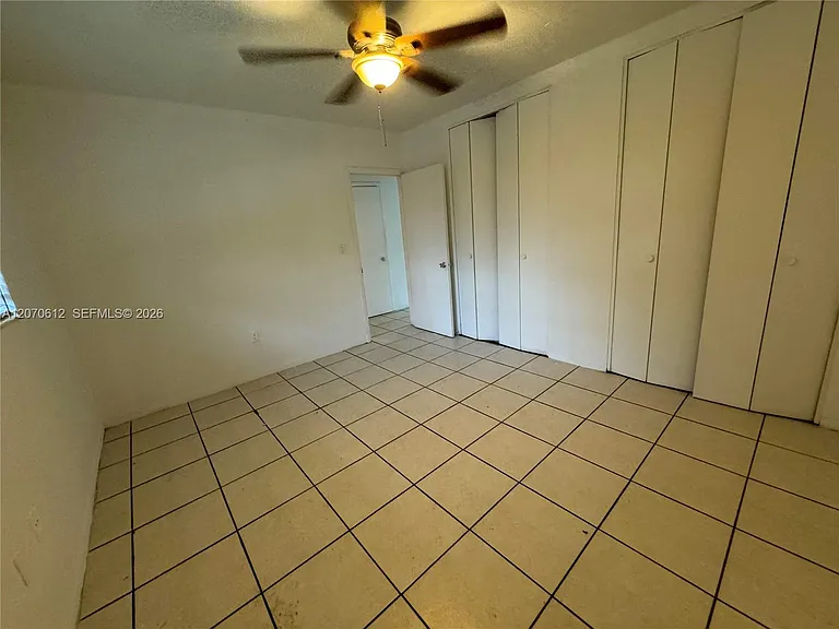 1250 S Alhambra Cir #18 — Photo 7