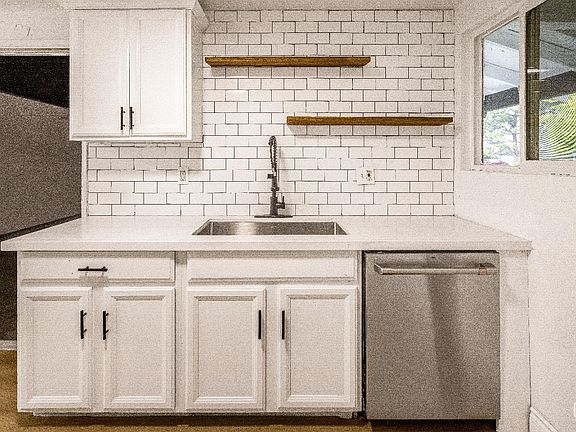 5th image of 4600 Lantados St