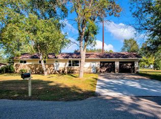 711 Chestnut St, Stevens Point, WI 54481