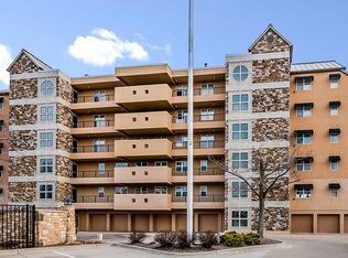 240 Water St APT B, Saint Joseph, MI 49085