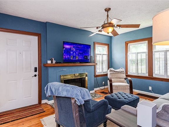 5th image of 1015 Croyden Dr