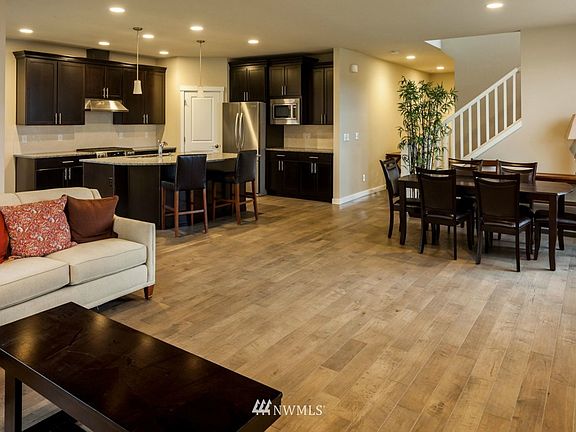 5th image of 14009 Parkview (127) Drive E