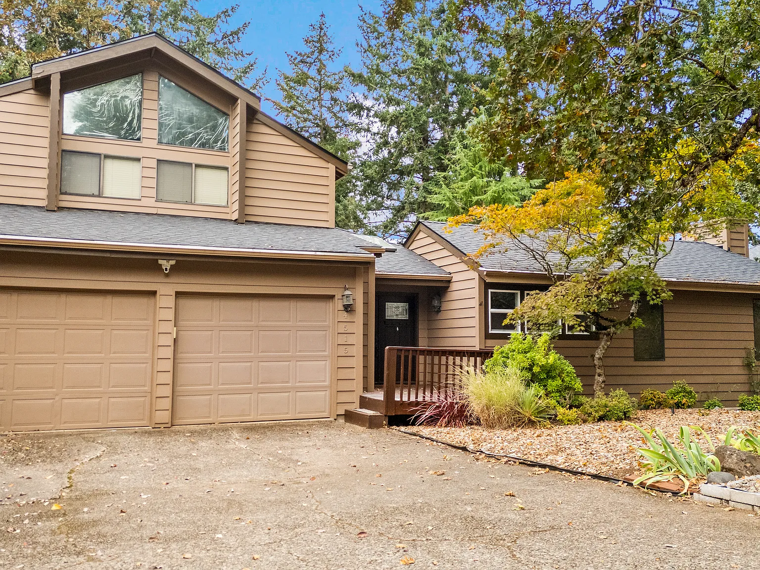 4 bed, 3774 sqft, $2,995 — Photo 1