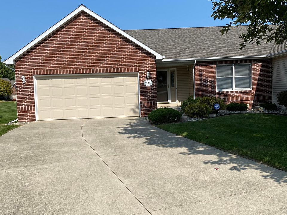 1st image of 2290 Rosewood Ct #15