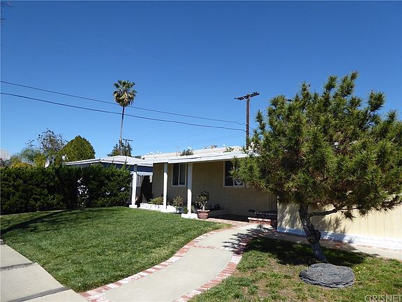 2nd image of 8406 Bardwell Ave