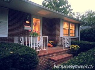 2104 Burlison Dr, Urbana, IL