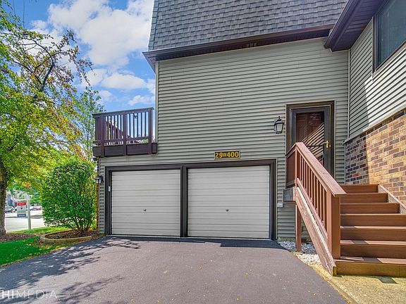 2nd image of 29W400 White Oak Dr