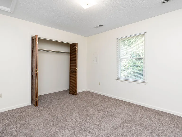 815 Western Rd #4 — Photo 9