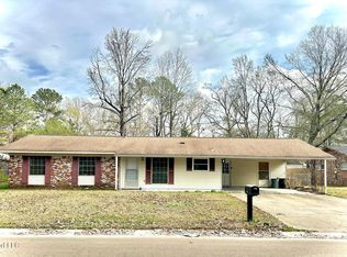 268 Trojan Dr, Pearl, MS 39208
