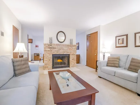 350 Shelard Pkwy Unit 206, Saint Louis Park, MN 55426