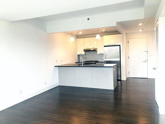 2nd image of 341 Eastern Pkwy APT 6F
